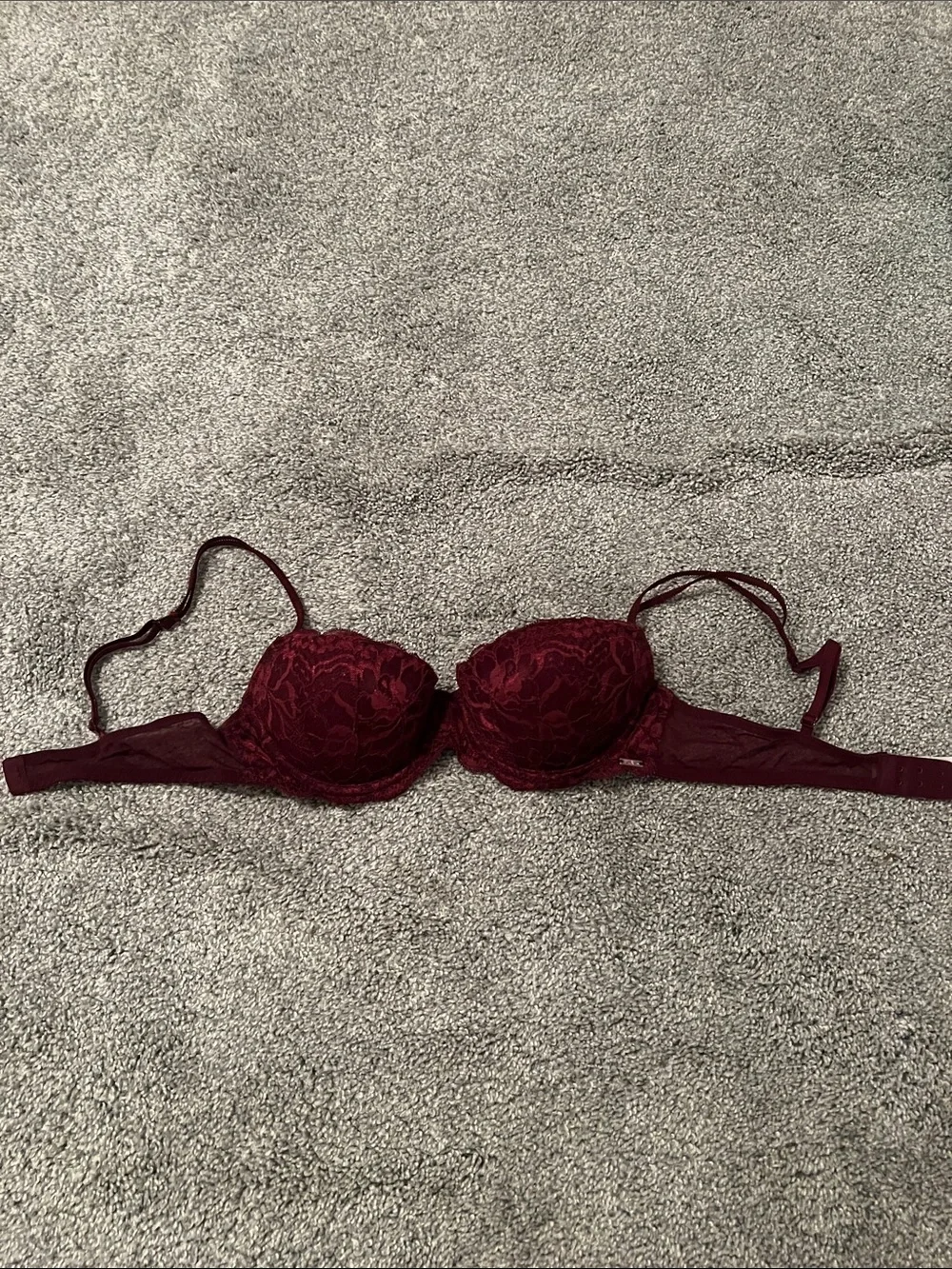 Victoria’s Secret PINK wine red lace push up bra size 34B